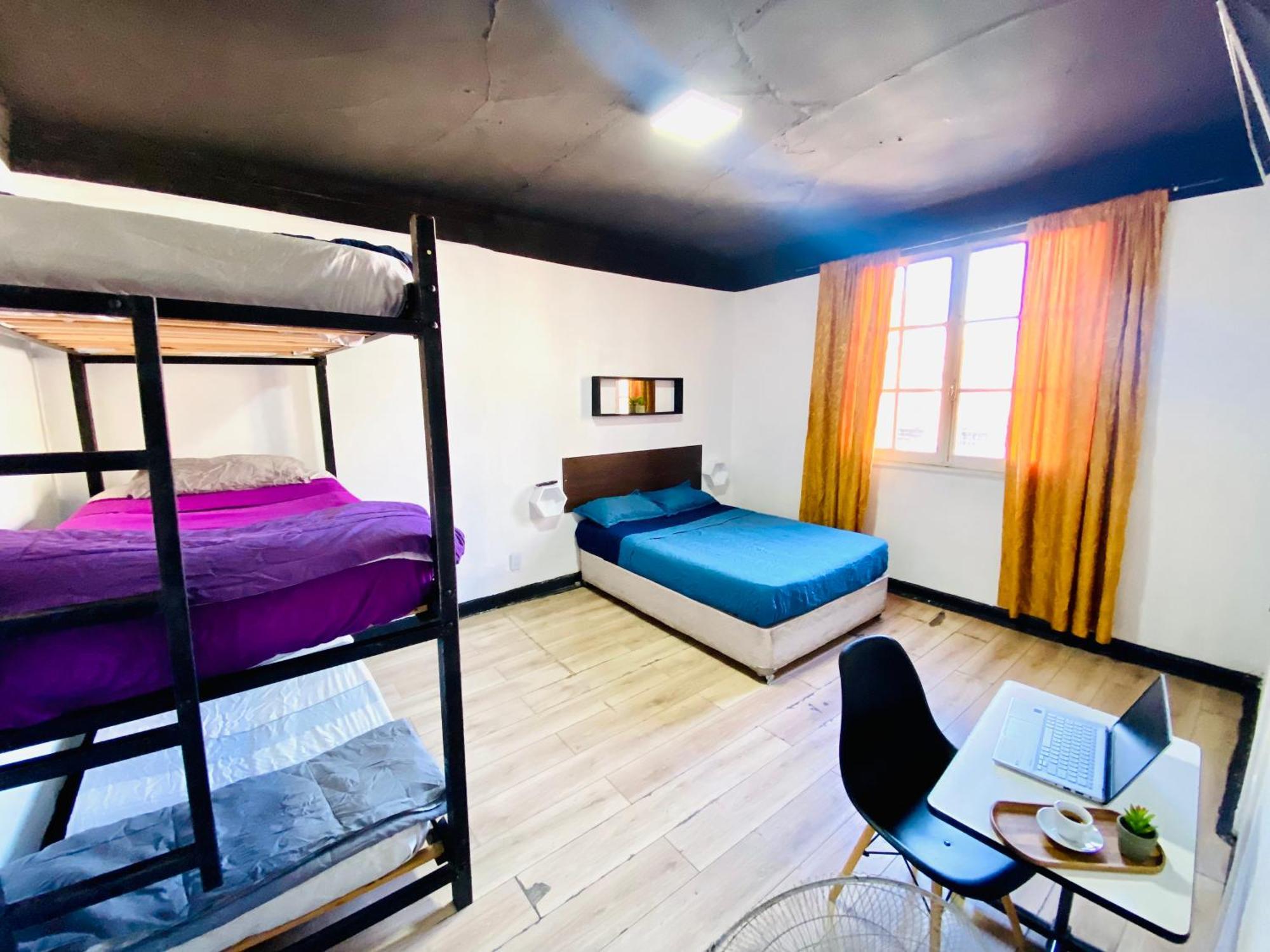 Urbano Hostel Santiago Exterior photo