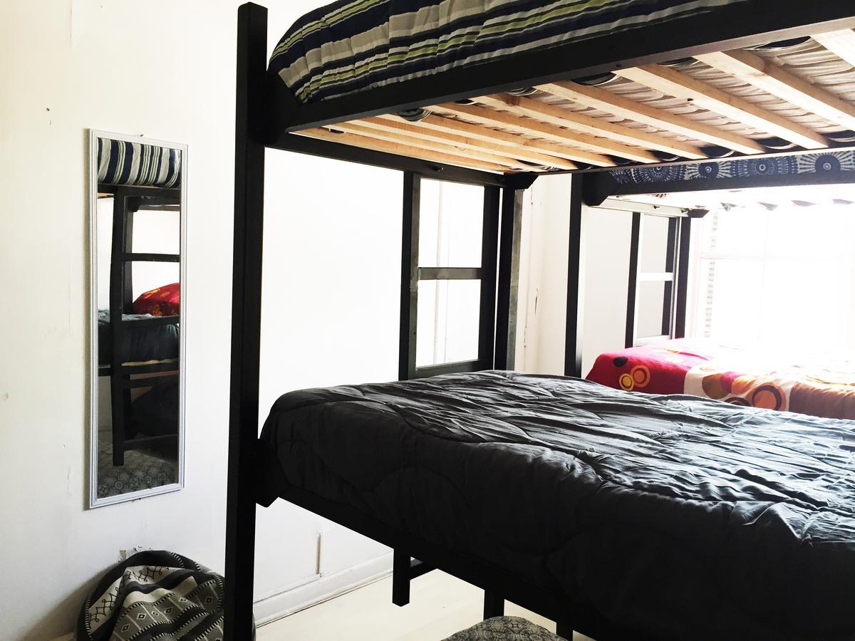 Urbano Hostel Santiago Exterior photo