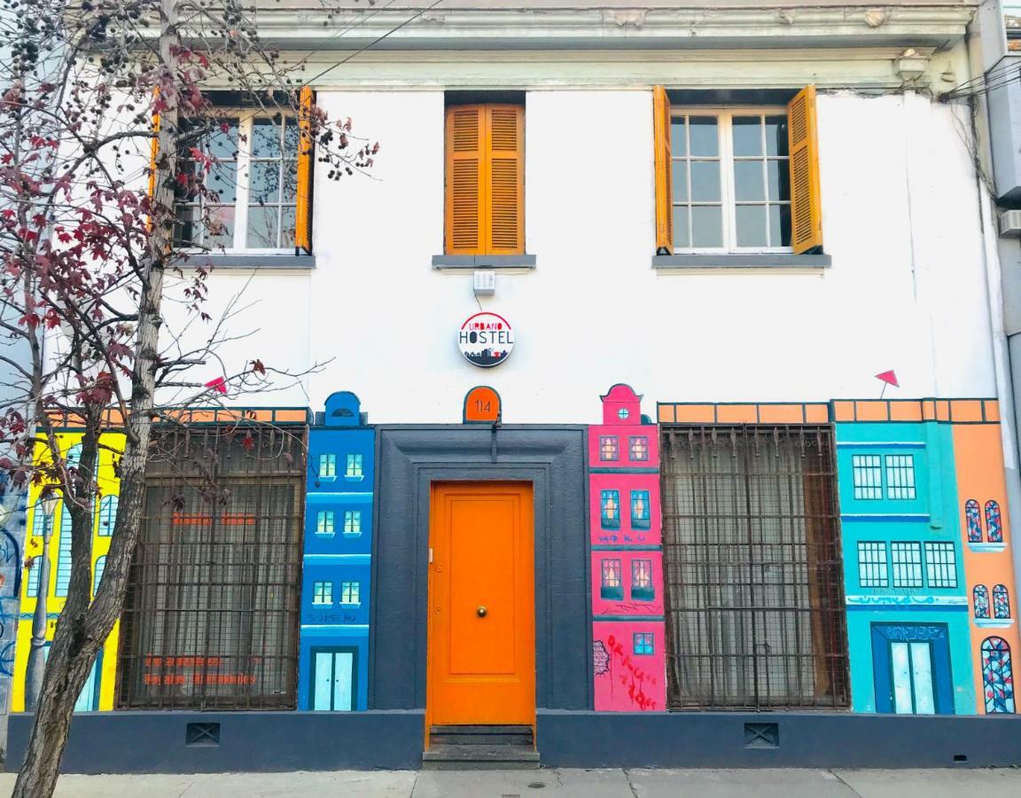Urbano Hostel Santiago Exterior photo